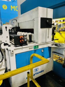 스탬핑 프레스 Mossini PDM-4B-1000 - 1000 톤 (ID:76398) - Dabrox.com