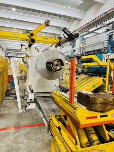 스탬핑 프레스 Schuler T600 - 600 톤 (ID:76401) - Dabrox.com