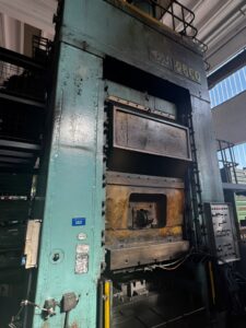 너클 조인트 프레스 TMP Voronezh KB8044 - 2500 톤 (ID:76335) - Dabrox.com