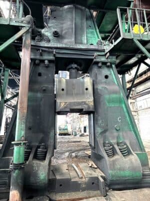 단조 해머 NKMZ Kramatorsk M2152 - 16 톤 (사진 1)