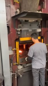 열간단조 프레스 Eumuco SP 100 - 1000 톤 (ID:76338) - Dabrox.com