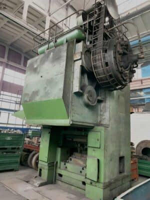 너클 조인트 프레스 TMP Voronezh K504.003.844 - 2500 톤 (사진 10)