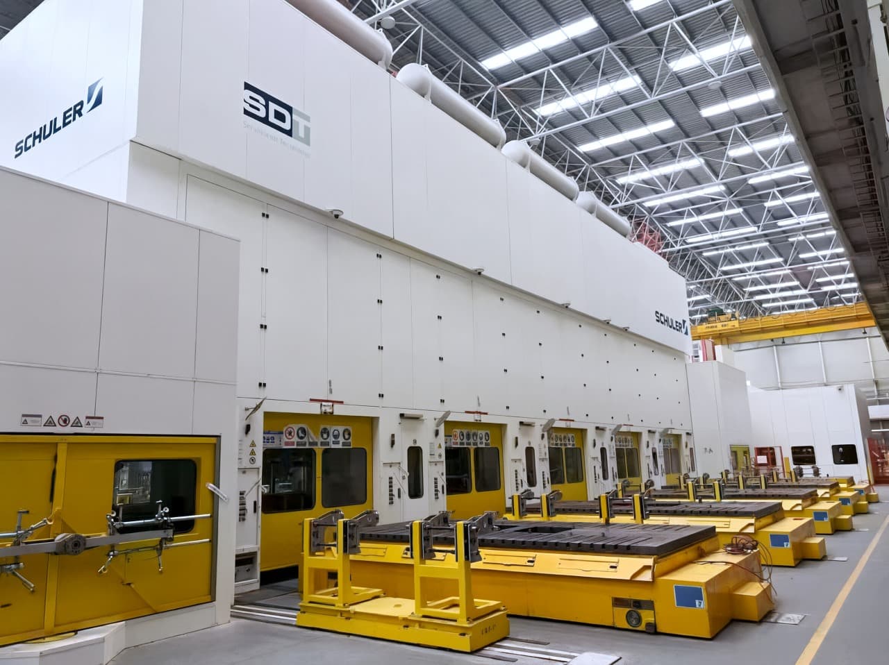 스탬핑 라인 Schuler G1 5P/7300 - 7300 톤