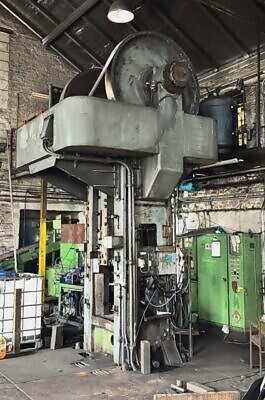 스크류 프레스 Hasenclever FPRN 250 - 630 톤 (사진 1)