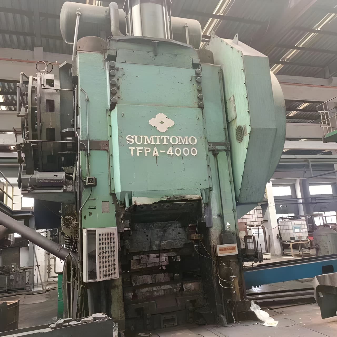 열간 단조 프레스 Sumitomo TFPA-4000 - 4000 톤