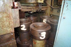 너클 조인트 프레스 TMP Voronezh K04.127.846 - 4000 톤 (ID:S90505) - Dabrox.com