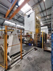 스탬핑 프레스 Aida S4-20000/5500x2500/LD-ET3 - 2000 톤 (ID:76379) - Dabrox.com