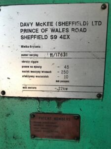 트리밍 프레스 Massey 250 MT - 250 톤 (ID:75344) - Dabrox.com