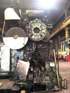 열간단조 프레스 Komatsu CAH1600 - 1600 톤 (ID:76396) - Dabrox.com