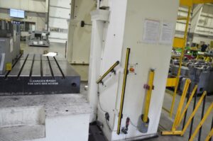 스탬핑 프레스 Simpac DE4P1500 - 1500 톤 (ID:76364) - Dabrox.com