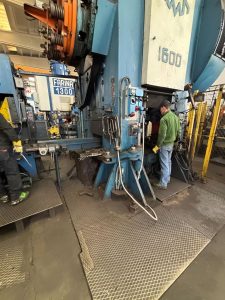 열간단조 프레스 TMP Voronezh К04.038.842 - 1600 톤 (ID:76417) - Dabrox.com