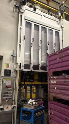 스탬핑 프레스 Muller Weingarten HU 2-250 - 250 톤 (사진 1)