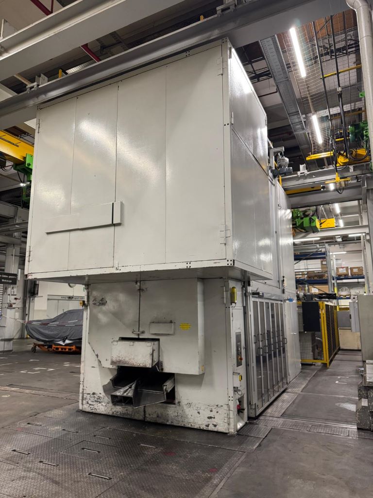 스탬핑 프레스 Muller Weingarten HU 2-315 - 315 톤