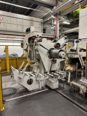 스탬핑 프레스 Muller Weingarten HU 2-315 - 315 톤 (사진 3)