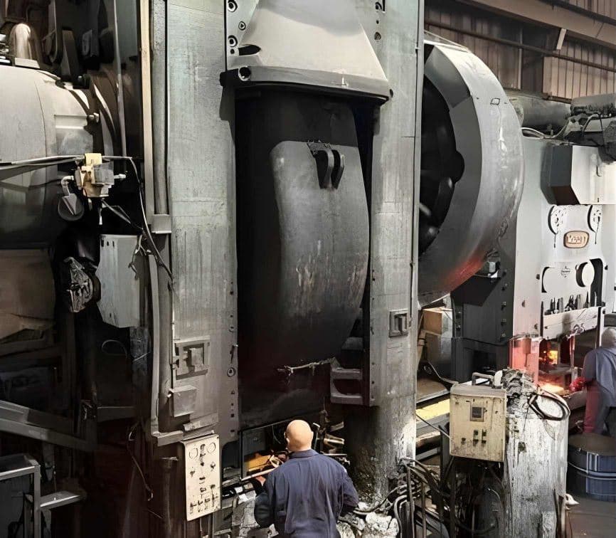 열간 단조 프레스 Massey 2800 - 2800 톤