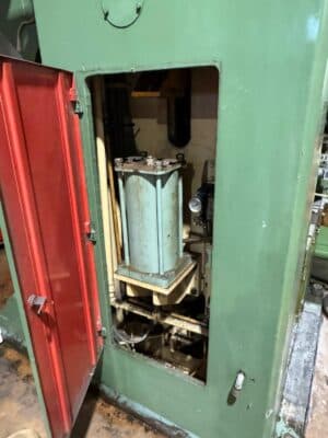 너클 조인트 프레스 Barnaul K8340 - 1000 톤 (사진 2)