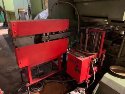 너클 조인트 프레스 Barnaul K8340 - 1000 톤 (사진 8)