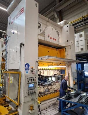 스탬핑 프레스 Arisa S2-400.FD - 400 톤 (사진 4)