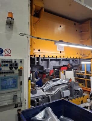 스탬핑 프레스 Arisa S2-500.FD - 500 톤 (사진 8)