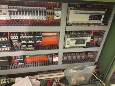 너클 조인트 프레스 Barnaul KB8336 - 400 톤 (사진 1)