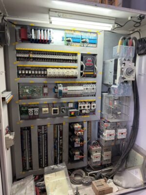 냉간 단조 프레스 Chin Fong KP-1000 - 1000 톤 (사진 3)