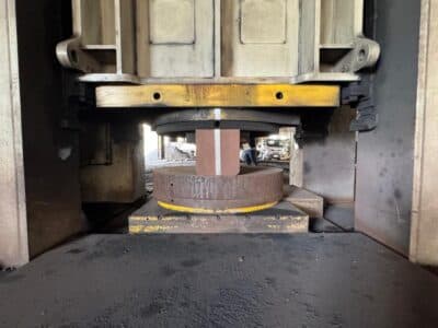 자유 단조 프레스 Kawasaki 2000 MT - 2000 톤 (사진 8)