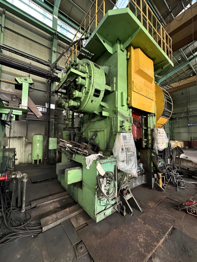 열간 단조 프레스 TMP Voronezh KG8042 - 1600 톤