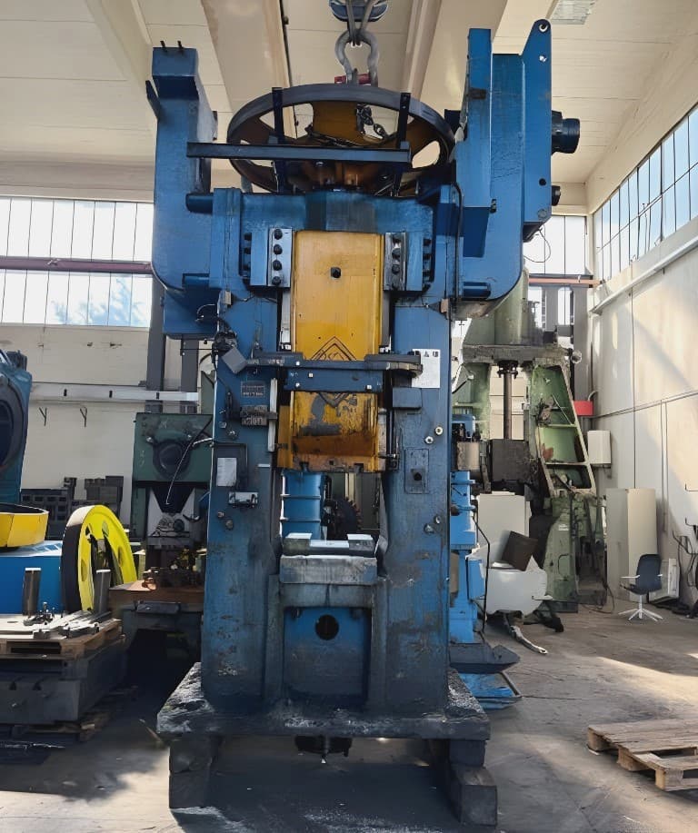 나사 프레스 Hasenclever FPRN 250 - 630 톤