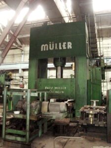 유압 프레스 Muller ZE 600 - 600 톤 (ID:75599) - Dabrox.com