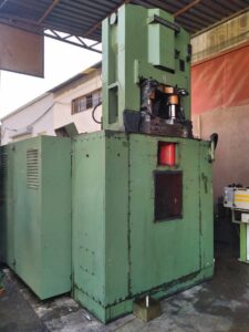 너클 조인트 프레스 Grabener GKN 1000s/11/31007 - 600 톤 (ID:76291) - Dabrox.com