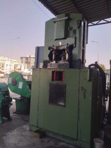 너클 조인트 프레스 Grabener GKN 1000s/11/31007 - 600 톤 (ID:76291) - Dabrox.com