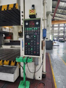 스탬핑 프레스 Erfurt PKZV I 1250 FS - 1250 톤 (ID:76296) - Dabrox.com