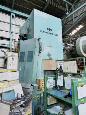 냉간 단조 프레스 Komatsu L1C 800 - 800 톤 (사진 3)
