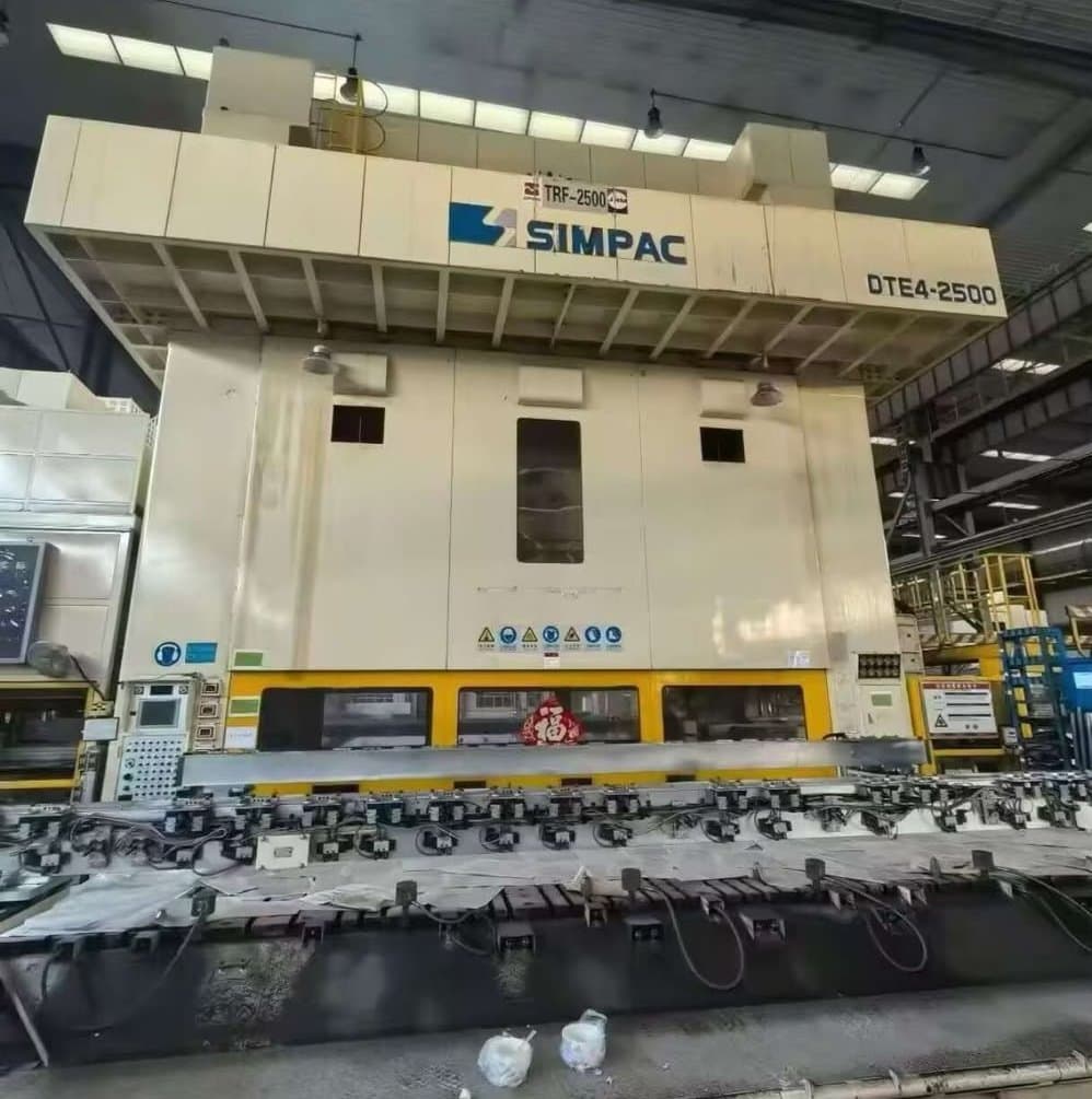 스탬핑 프레스 Simpac DTE4 2500 - 2500 톤