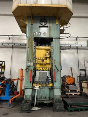 트리밍 프레스 TMP Voronezh KB2536 - 400 톤 (사진 2)