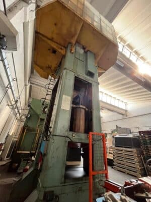 트리밍 프레스 TMP Voronezh KB2536 - 400 톤 (사진 1)