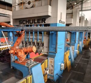 스탬핑 라인 Schuler G2 - 3800 톤 (ID:76324) - Dabrox.com