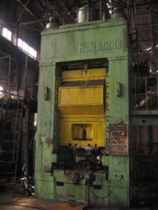 너클 조인트 프레스 TMP Voronezh - 2500 톤