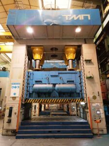 스탬핑 프레스 TMP Voronezh - 2000 톤