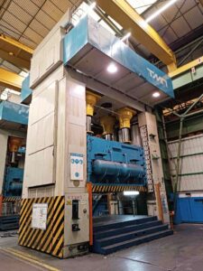 스탬핑 프레스 TMP Voronezh K4043 - 2000 톤 (ID:76332) - Dabrox.com